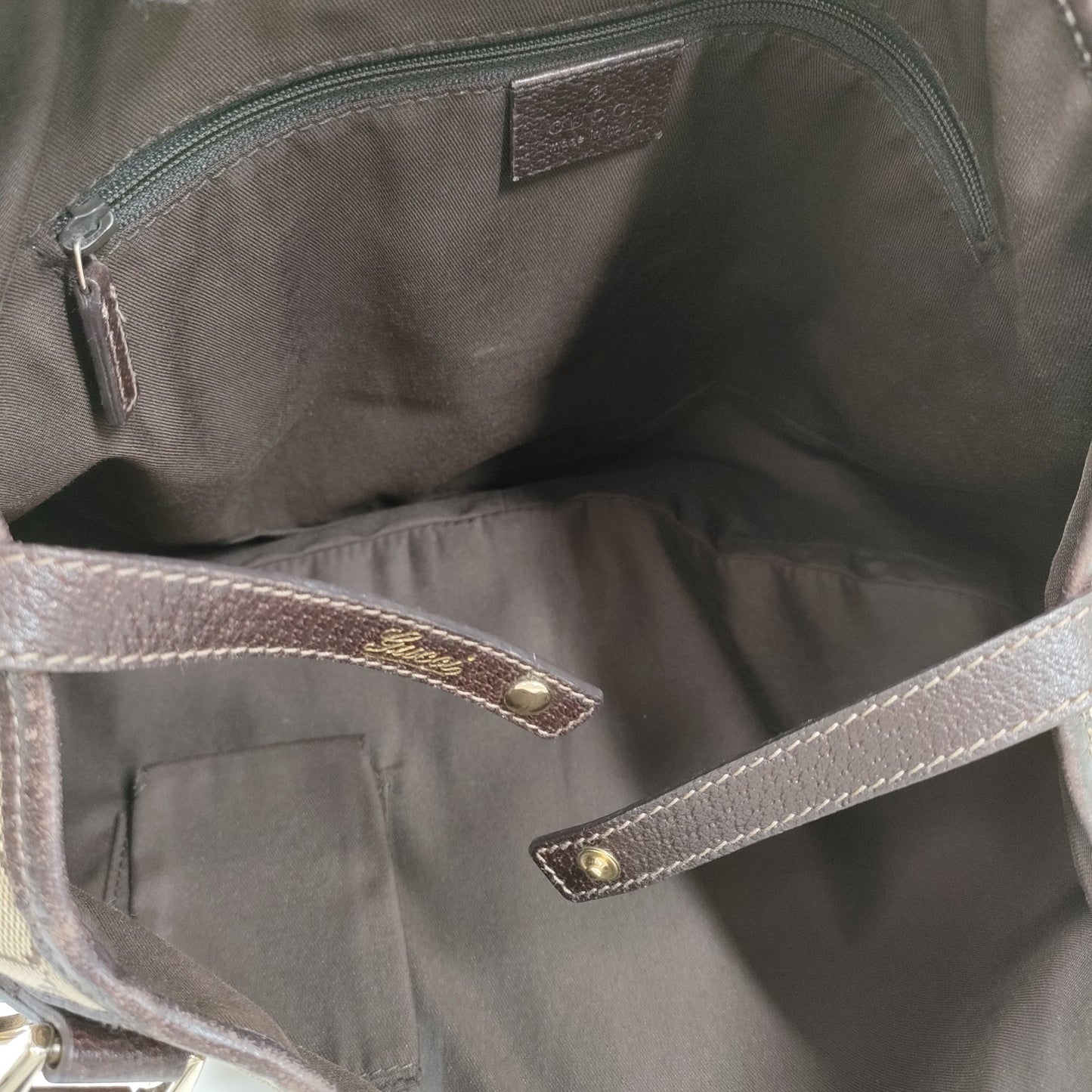 Gucci Abbey Shoulder Bag GG Canvas